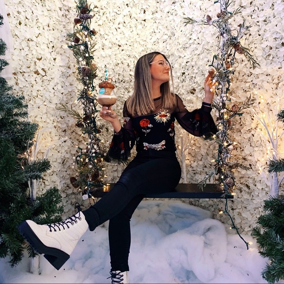 Meet your Posher, Marielyne - Picture 2 of 2